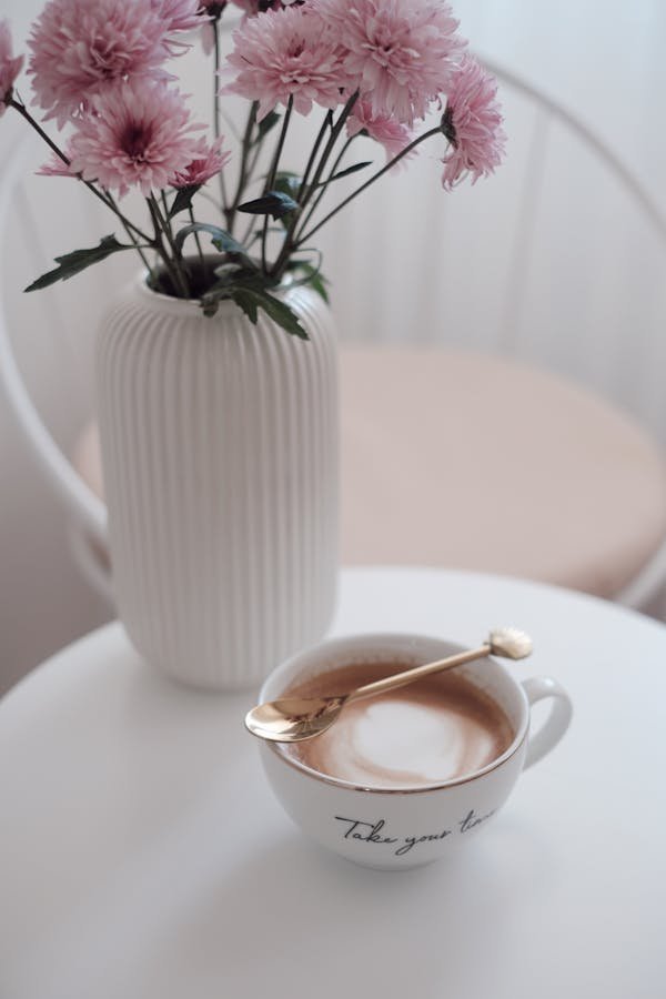 Vases blancs pas chers : embellissez votre intérieur à petit prix !